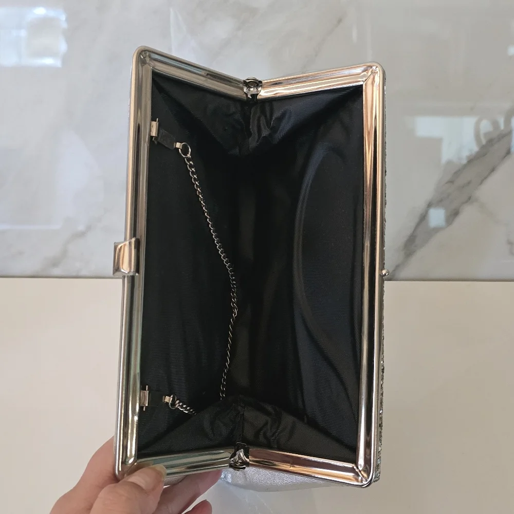 Silver Clutch | Metallic Glitter Vintage purse silver clasp chain strap